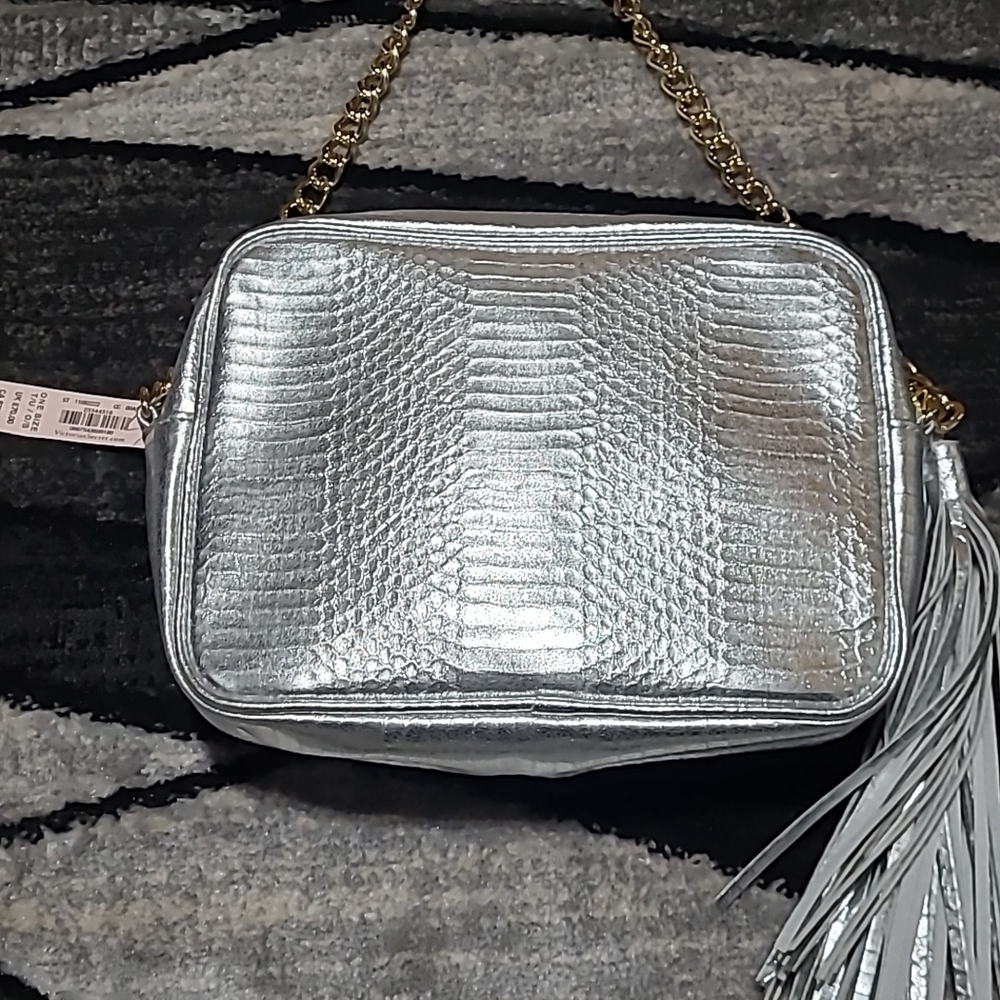 VS Faux Leather Metallic Silver Snakeskin Chain Strap Tassel Crossbody P… - Picture 9 of 16